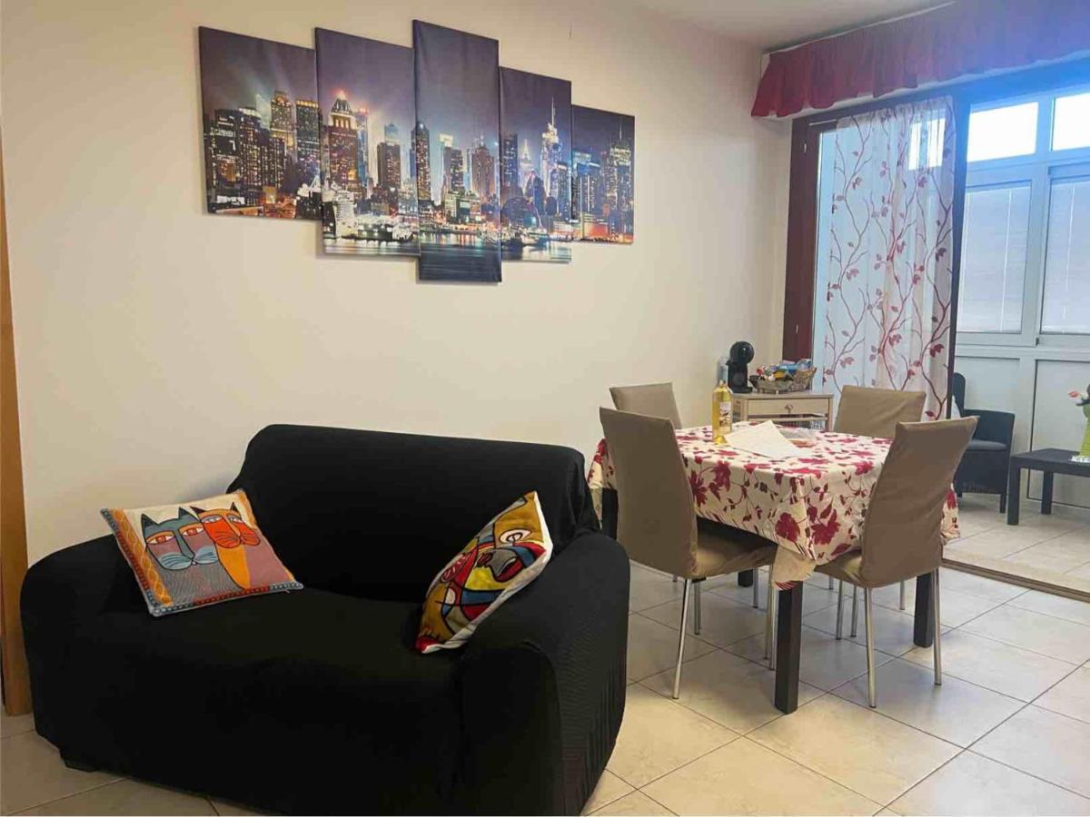 Casa Andrea A 1,5 Km Dal Mare! Apartman Quartu SantʼElena Kültér fotó