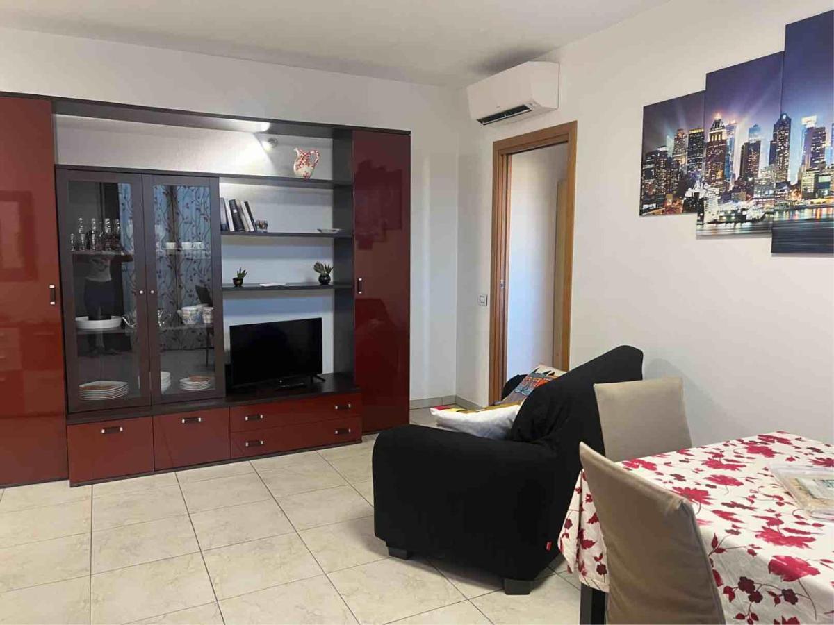Casa Andrea A 1,5 Km Dal Mare! Apartman Quartu SantʼElena Kültér fotó